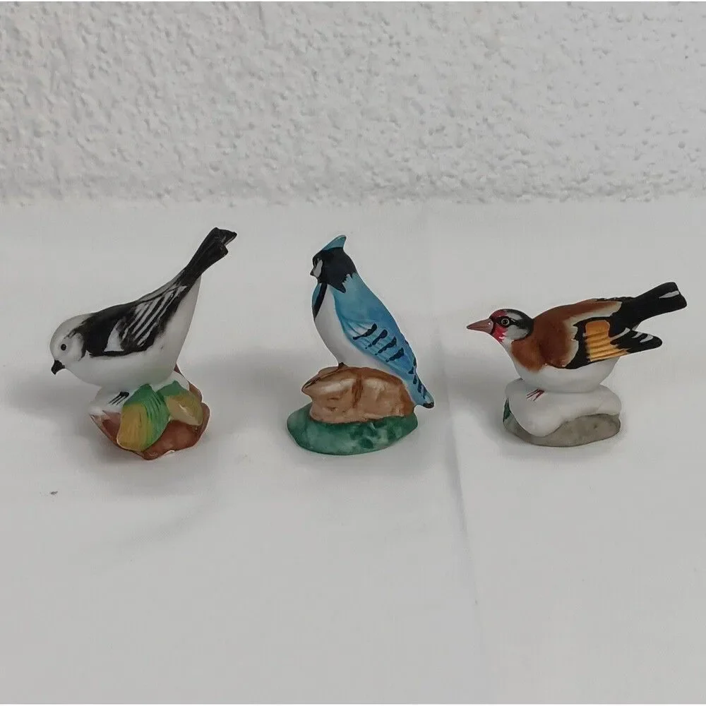 Franklin Mint Garden Bird World Snow Bunting Bluejay Goldfinch Lot Mini Figures